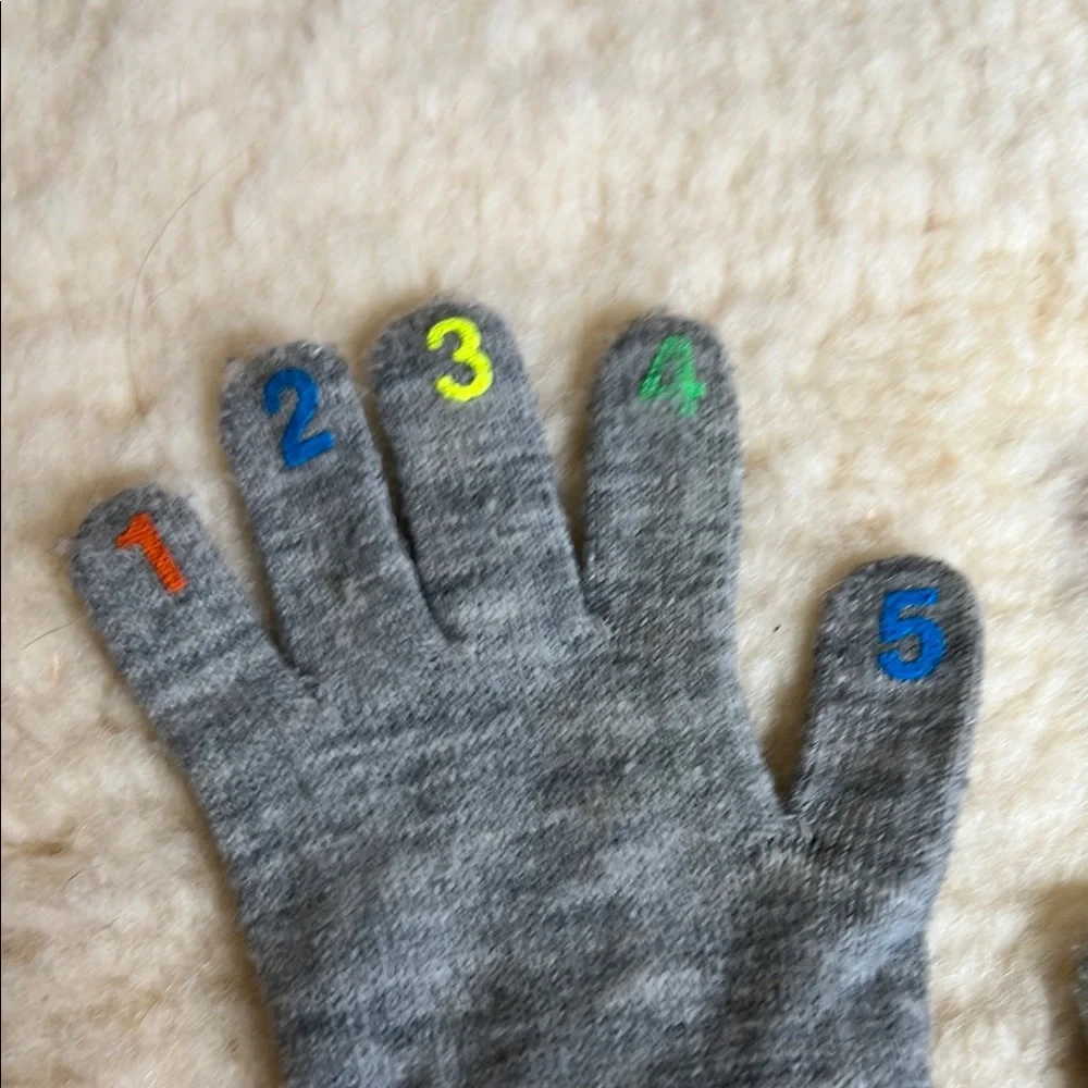 Gray Kids Gloves with Colorful Numbers ~ H & M
